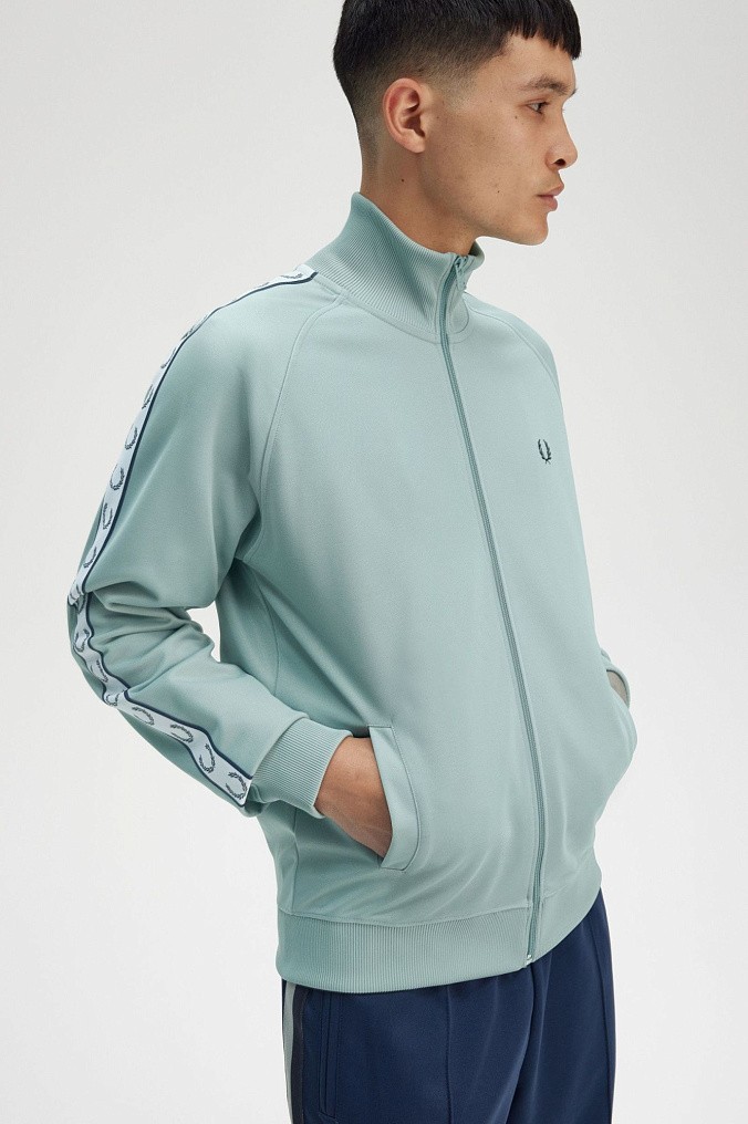 Олимпийка Fred Perry Taped Track Jacket