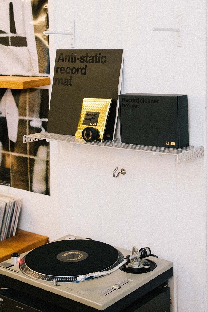 Набор по уходу за винилом Fred Perry FP X AM Record Cleaning Kit